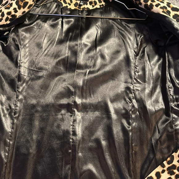 The Limited Collarless Leopard Print long Jacket, Beige, Tan & Black size L Tall - Picture 7 of 13
